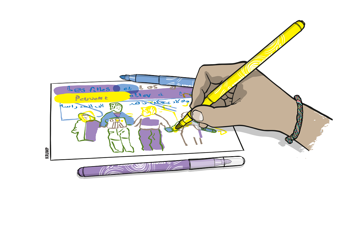 Main d'enfant qui dessine